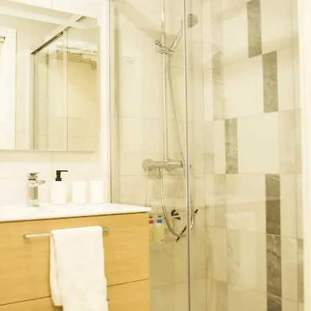Beautiful Apartment, Recently Renovated. Appartement *